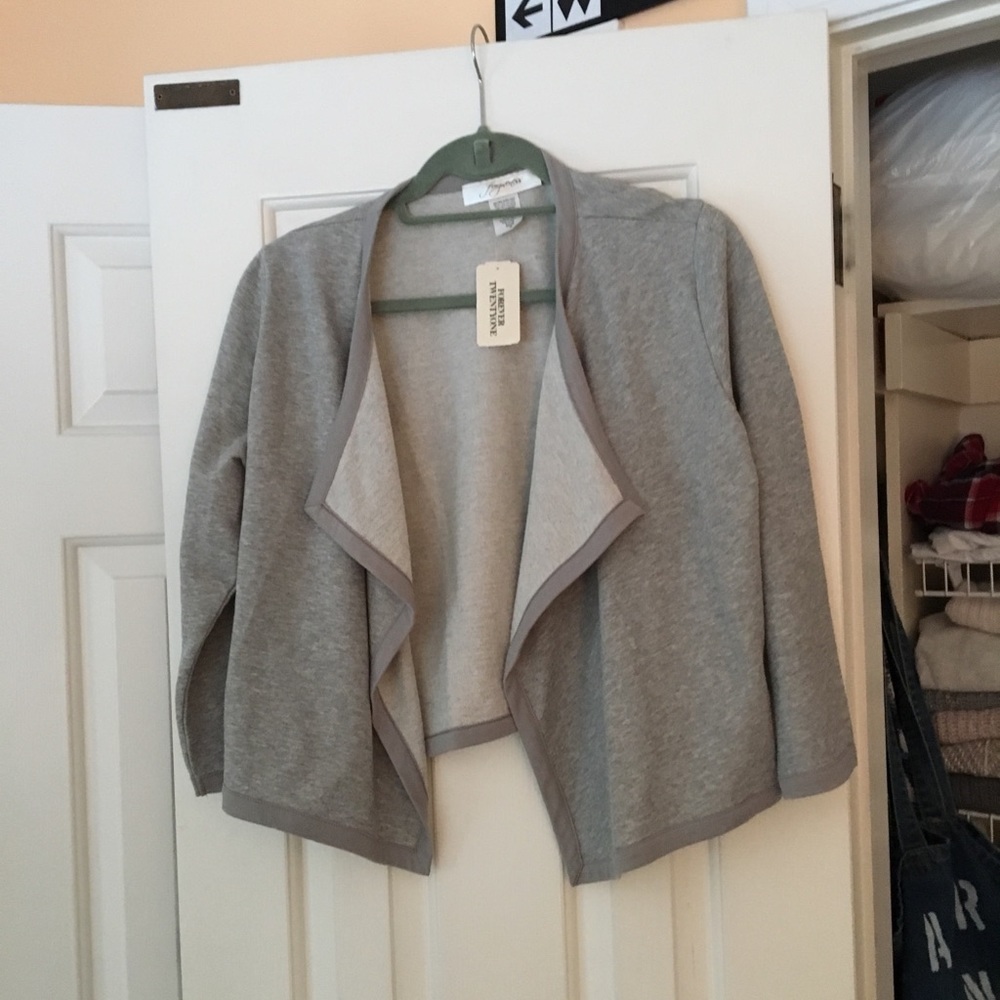 NWT Forever 21 Grey Cardigan Jacket